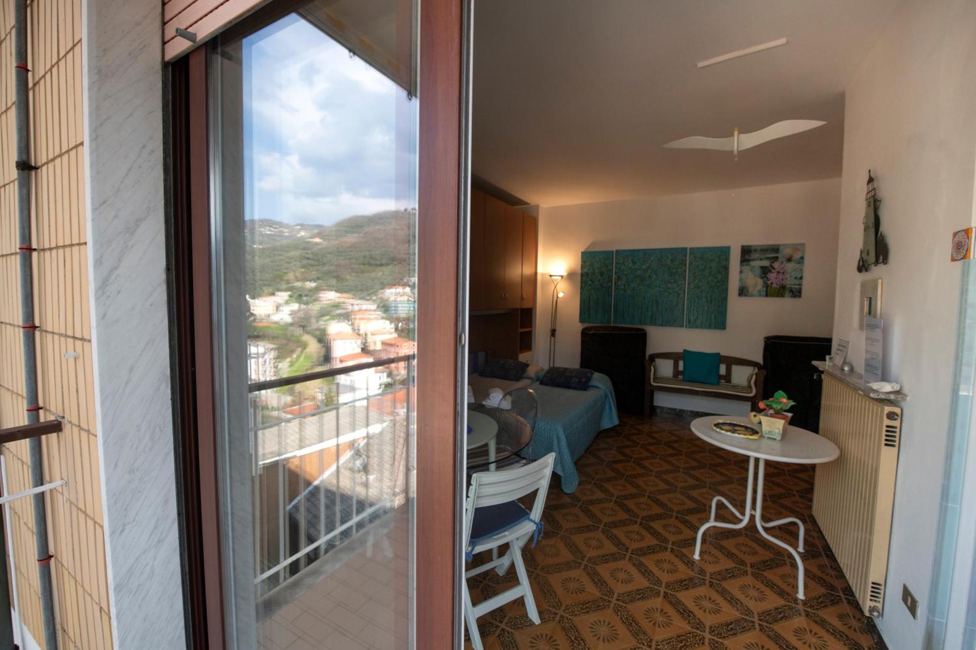 דירות 239 - Casa Del Sole Vista Mare Moneglia - 5Minuti A Piedi Dal Mare - Parcheggio Privato מראה חיצוני תמונה